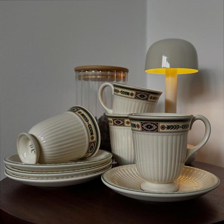 Wedgwood Queens Ware Carlton, Antiek en Kunst, Antiek | Servies compleet, Ophalen of Verzenden