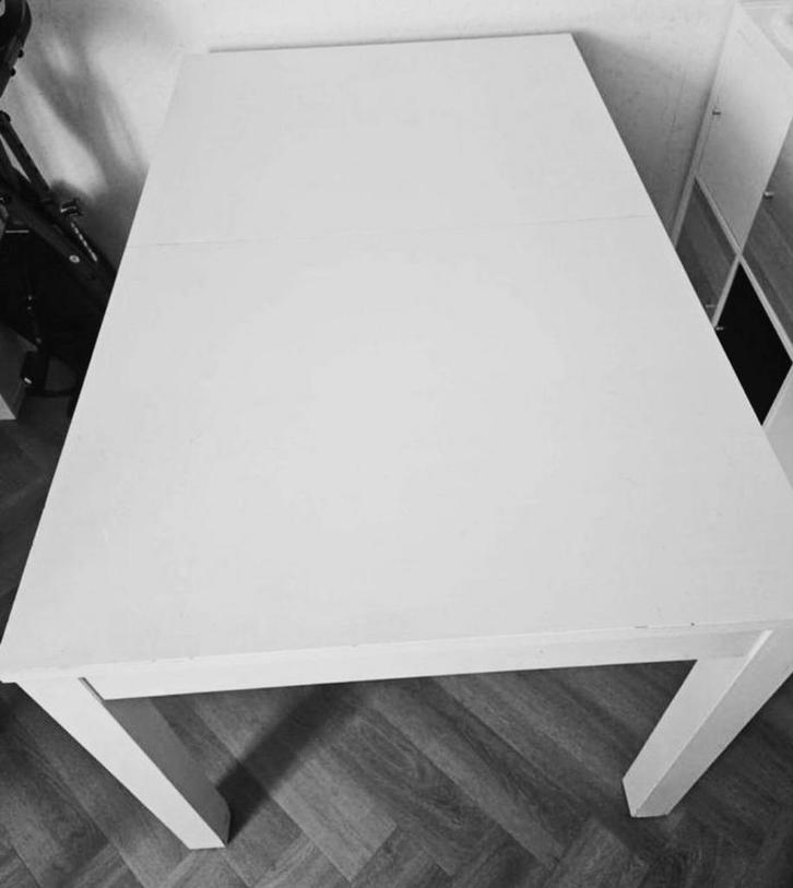 Witte uitschuifbare eettafel van Ikea, Huis en Inrichting, Tafels | Eettafels, Gebruikt, 50 tot 100 cm, Rechthoekig, Ophalen