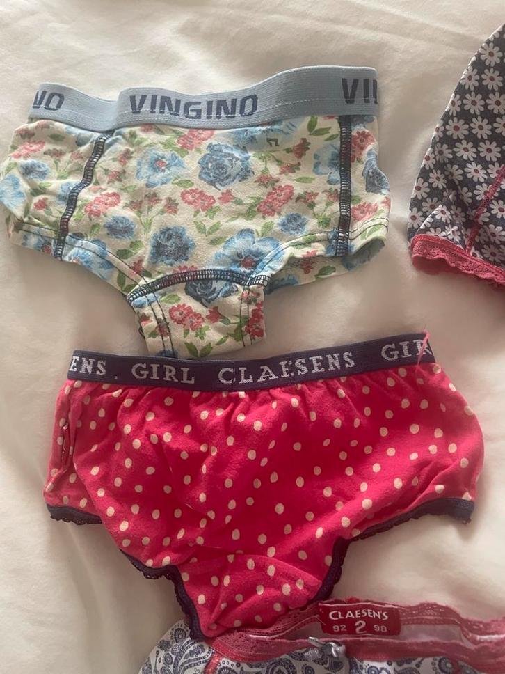 Meisjes ondergoed setje Vingino & Claesen's maat 92-98, Kinderen en Baby's, Kinderkleding | Schoenen en Sokken, Zo goed als nieuw
