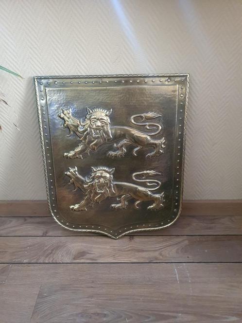 Groot Messing wapenschild met wapen van Normandië, Antiek en Kunst, Curiosa en Brocante, Ophalen of Verzenden
