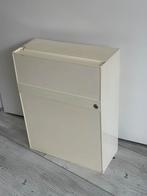 Medicijnkastje, Ophalen of Verzenden, Zo goed als nieuw