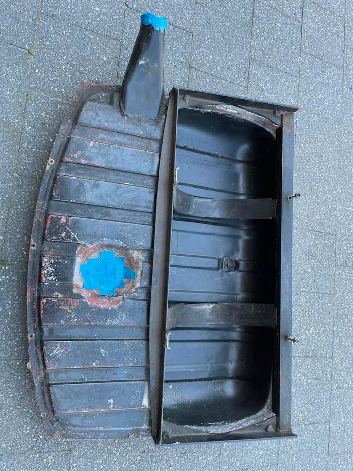 Benzinetank volvo amazon combi aangepast voor LPG onderbouw, Auto-onderdelen, Brandstofsystemen, Oldtimer onderdelen, Volvo, Ophalen