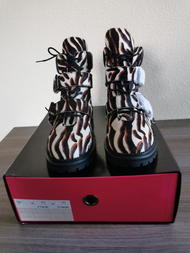 Hammerstein nieuw maat 38, Kleding | Dames, Schoenen, Nieuw, Zwart, Ophalen of Verzenden