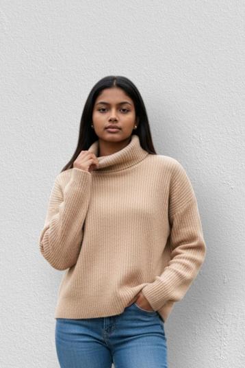 Weekday – Refined & Cozy Beige Rib-Neck Turtleneck – S 🌷👠 beschikbaar voor biedingen