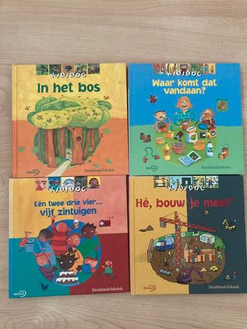 Kididoc 8 boekjes  beschikbaar voor biedingen