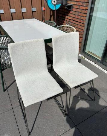 2 x IKEA LILLANAS Eetkamerstoelen Stoel beschikbaar voor biedingen