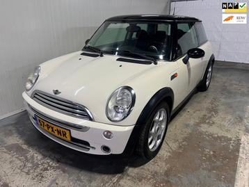 Mini Mini 1.6 Cooper Pepper zeer netjes. weinig kms beschikbaar voor biedingen