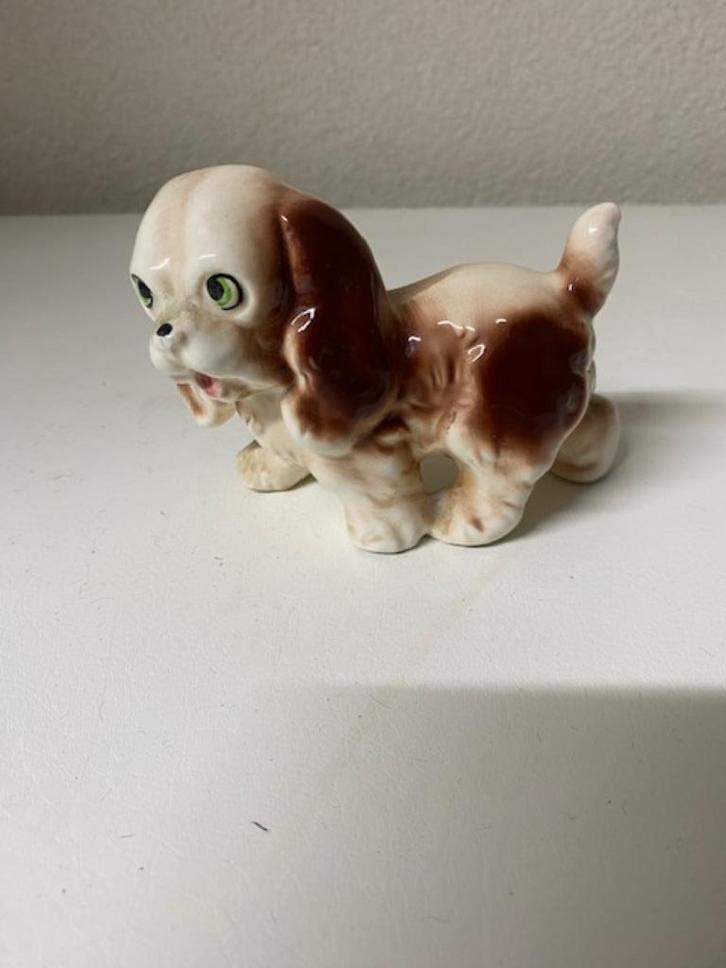 Keramieken hondje, Verzamelen, Beelden en Beeldjes, Zo goed als nieuw, Dier, Ophalen of Verzenden
