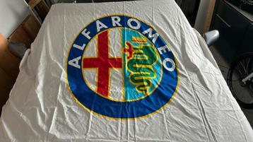 Originele Alfa Romeo vlag, jaren ‘80! beschikbaar voor biedingen