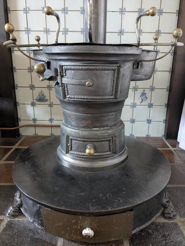 Antieke Staphorster Klaverbladkachel of Wijkse kachel, Antiek en Kunst, Curiosa en Brocante, Ophalen