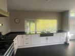 Granieten keukenblad, Huis en Inrichting, Keuken | Complete keukens, Ophalen, Gebruikt, Zwart, Hoekkeuken