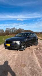 BMW 1-Serie (e81) 2.0 118I 3DR 2008 Grijs, Auto's, BMW, Te koop, Zilver of Grijs, Geïmporteerd, 5 stoelen