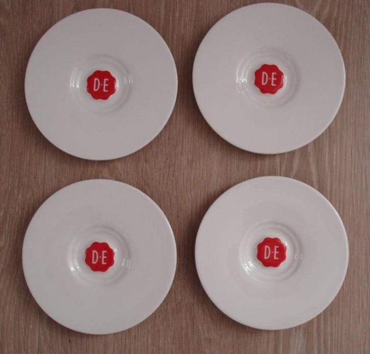 4 nieuwe originele Douwe Egberts schotels servies mokken, Huis en Inrichting, Keuken | Servies, Nieuw, Kop(pen) en/of Schotel(s)