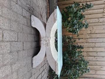 Salontafel beschikbaar voor biedingen