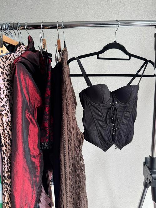 Vintage Y2K mouwloze korset top, Kleding | Dames, Tops, Zo goed als nieuw, Maat 36 (S), Zwart, Zonder mouw, Ophalen of Verzenden