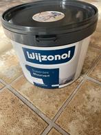 2 emmers taupe muurverf, Doe-het-zelf en Verbouw, Verf, Beits en Lak, Ophalen of Verzenden, Zo goed als nieuw, Wit