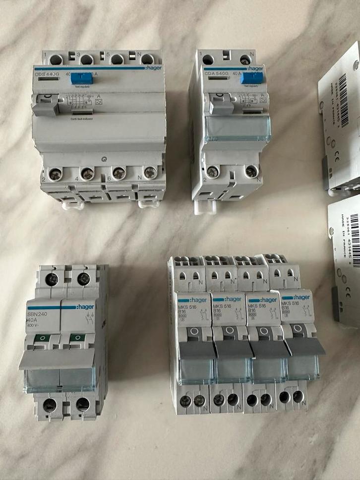 Hager Componenten en Installatie, Doe-het-zelf en Verbouw, Elektra en Kabels, Gebruikt, Schakelaar, Ophalen