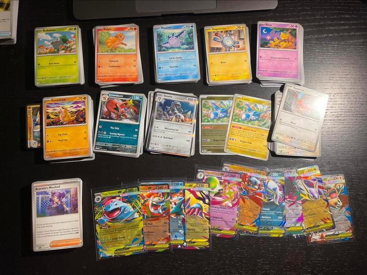 Complete Base Master Set mega Evolution op 1 reverse na, Hobby en Vrije tijd, Verzamelkaartspellen | Pokémon, Zo goed als nieuw