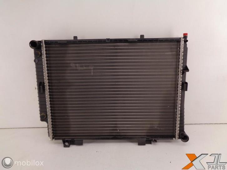 E-KLASSE W210 E290TD RADIATEUR GEBRUIKT  A2105006503, Auto-onderdelen, Motor en Toebehoren, Mercedes-Benz, Gebruikt, Ophalen of Verzenden