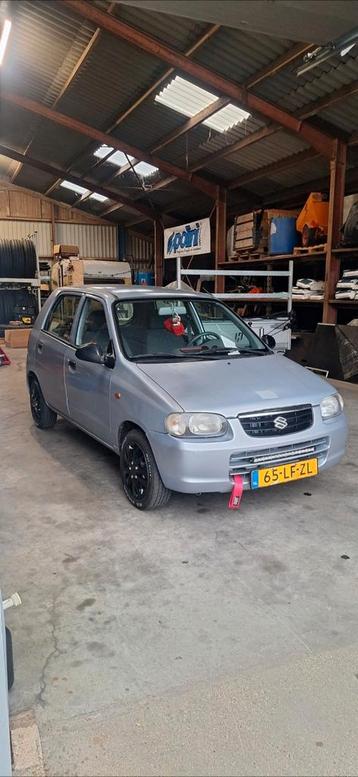 Suzuki alto 1.1 beschikbaar voor biedingen