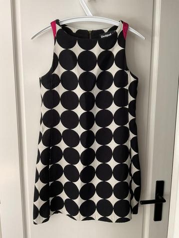 Leuke jurk van desigual in maat 42 beschikbaar voor biedingen