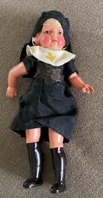 Vintage 1950 celluloid popje als Non, Zuster ,ca 17,5 cm, Ophalen