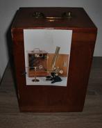 Antiek Reismicroscoop in kist, Audio, Tv en Foto, Optische apparatuur | Microscopen, Ophalen of Verzenden, Gebruikt, Minder dan 400x