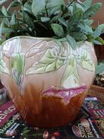 Franse brocante barbotine vaas Cache-pot, Antiek en Kunst, Ophalen of Verzenden