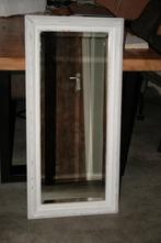 852 Witte houten spiegel Facet geslepen 56 cm x 85 cm, Ophalen of Verzenden, Zo goed als nieuw, Minder dan 100 cm, Rechthoekig