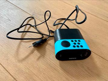 Lenco CR-07 wekkerradio beschikbaar voor biedingen
