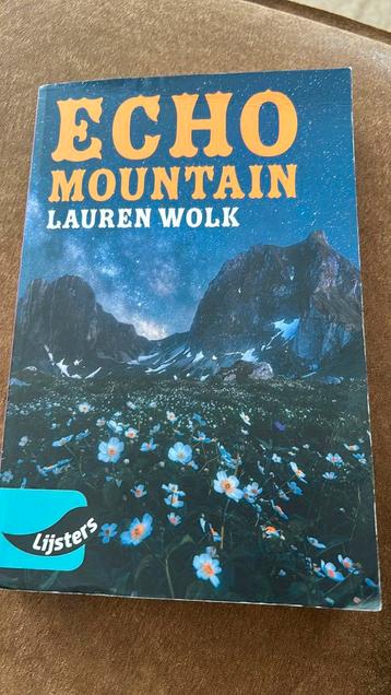 “Echo Mountain” Lauren Wolk - Young Blackbirds 2022 beschikbaar voor biedingen
