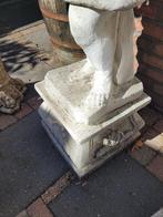 Oude betonnen zuiltjes met engelen lampen p/st 125 euro, Tuin en Terras, Ophalen, Heikant 21 Kaatsheuvel, Engelenbeeld, Belle Vieille Brocante