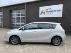 Toyota Verso 1.8 VVTI Aspiration, Trekhaak, 4 cilinders, Origineel Nederlands, Bedrijf, Handgeschakeld