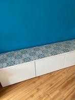Witte kast met lades en betegelde bovenkant, Huis en Inrichting, Kasten | Dressoirs, Ophalen, Kunststof, 150 tot 200 cm, Zo goed als nieuw