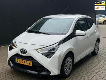 Toyota Aygo 1.0 VVT-i x-play CAMERA BT DEALER AUTO beschikbaar voor biedingen