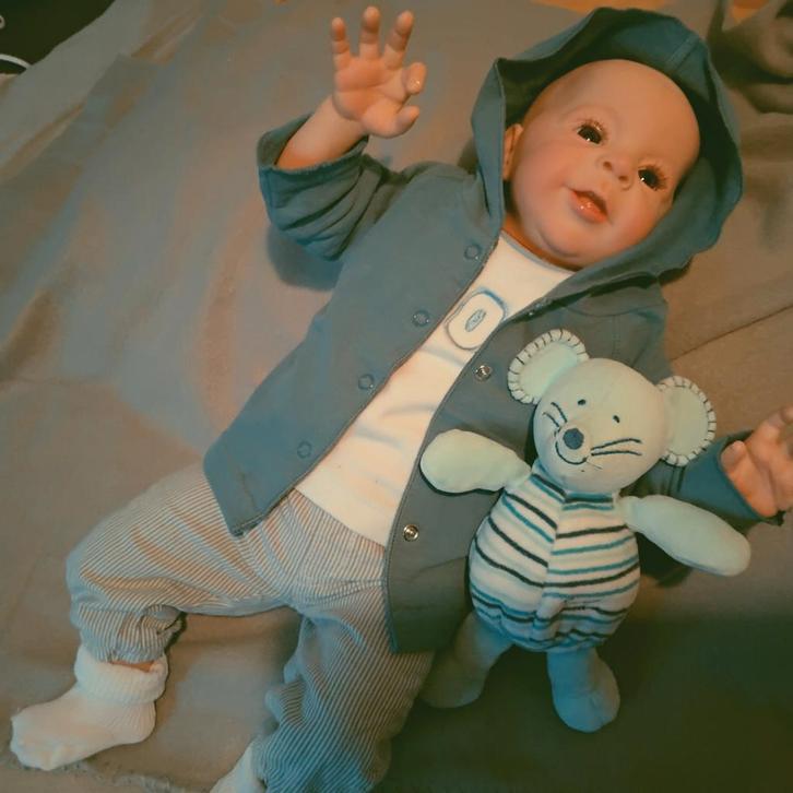 Reborn jongetje, Verzamelen, Poppen, Zo goed als nieuw, Babypop, Levensecht of Reborn, Ophalen of Verzenden