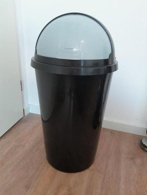 Prullenbak / vuilnisbak, Huis en Inrichting, Woonaccessoires | Prullenbakken, Zo goed als nieuw, Kunststof, 50 tot 75 cm, 40 liter of meer