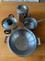Pannenset:  2 pannen, steelpan en Vergiet- ook los te koop, Ophalen, Gebruikt, Rvs, Pannenset