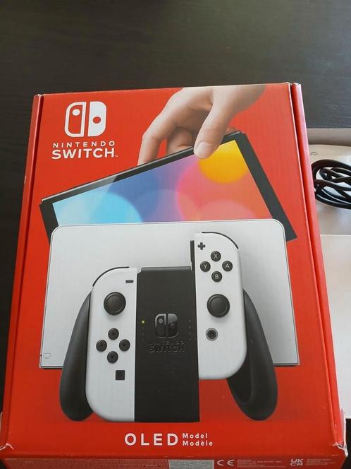 Nintendo Switch OLED wit + Opberghoes, Spelcomputers en Games, Spelcomputers | Nintendo Switch, Zo goed als nieuw, Switch OLED