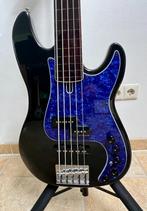 Marcus Miller Sire P7 Fretless 5 snaar, Muziek en Instrumenten, Snaarinstrumenten | Gitaren | Bas, Ophalen, Zo goed als nieuw