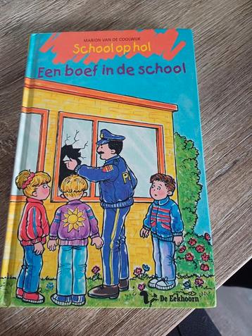 Marion van de Coolwijk - Een boef in de school beschikbaar voor biedingen