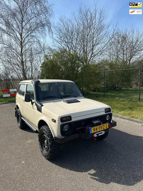 Lada Niva 1.7i offroad, Auto's, Lada, Bedrijf, Te koop, Niva, 4x4, Startonderbreker, Benzine, Euro 2, G, SUV of Terreinwagen, Handgeschakeld