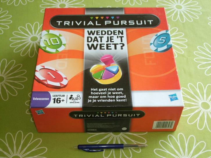 Trivial Pursuit - Wedden dat je 't weet?, Hobby en Vrije tijd, Gezelschapsspellen | Bordspellen, Zo goed als nieuw, Een of twee spelers