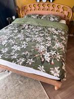 Twee persoons bed 160 breed inclusief bedbodem, Huis en Inrichting, Ophalen, Zo goed als nieuw, Tweepersoons