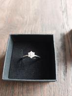 Wit Gouden ring met Diamant, Wit, Nieuw, Ophalen of Verzenden, 17 tot 18