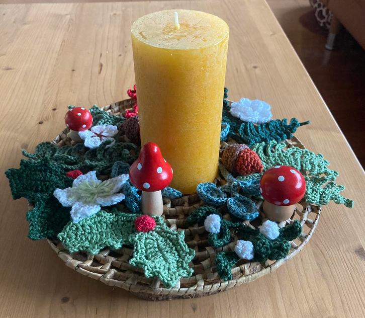 24 gehaakt kerst set dentak hulst bloem eucalyptus kerstroos, Huis en Inrichting, Woonaccessoires | Kunstplanten en Kunstbloemen