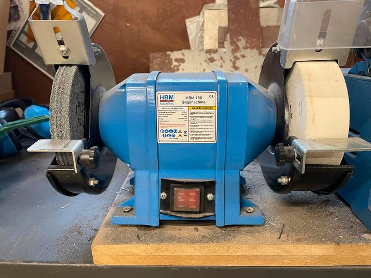 HBM 150 Slijpmachine - Werkbankslijpmachine, Doe-het-zelf en Verbouw, Gereedschap | Slijpmachines, Gebruikt, Werkbankslijpmachine