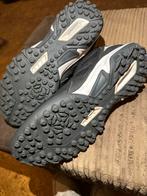 THUNDERBLADE 3 OUTDOOR KORFBALSCHOENEN, Sport en Fitness, Korfbal, Ophalen of Verzenden, Zo goed als nieuw, Schoenen