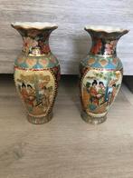 2 kleine Satsuma vazen, Ophalen