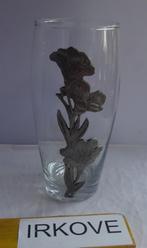 DRINKGLAS OF VAAS MET TIN * Bloemen Decor *, Verzamelen, Glas en Borrelglaasjes, Verzenden, Nieuw, Waterglas